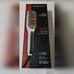Remington Argan Oil & Keratin Straightening Brush